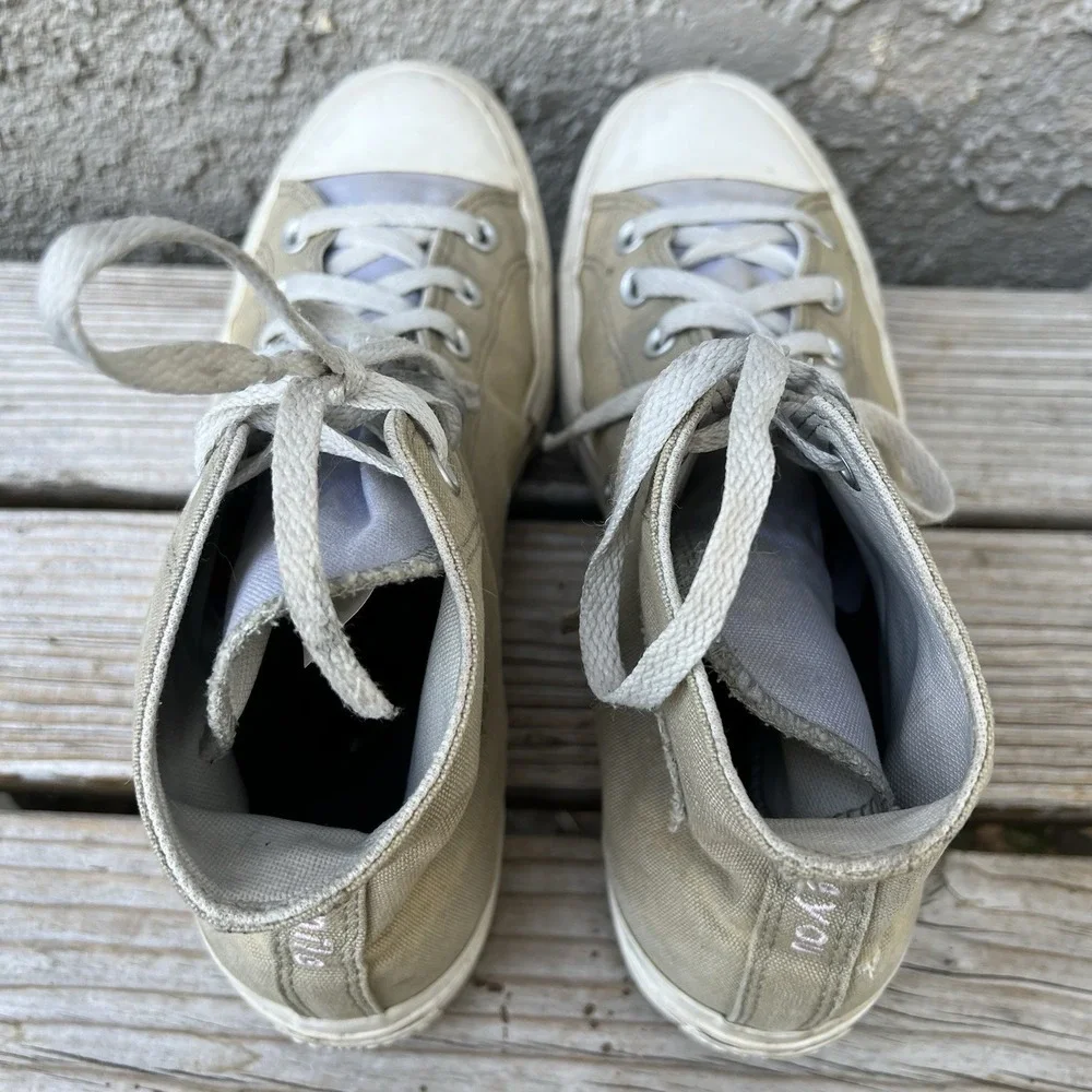 Converse Shoes Women Size 10 Chuck Taylor Allstar Be You Sneakers